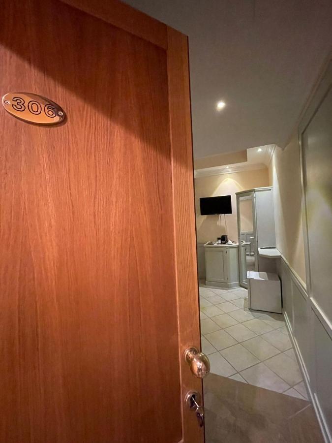 relais monti guesthouse Rome Extérieur photo